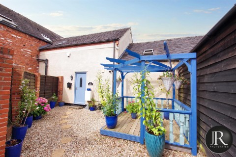 View Full Details for Horseshoe Barn, Bower Court, Rugeley