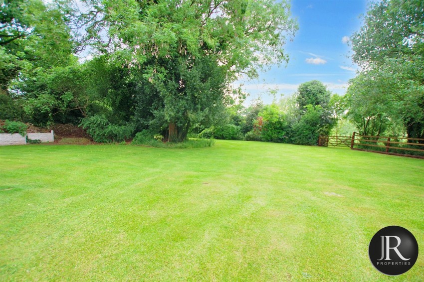 Images for Manor Croft, Mavesyn Ridware