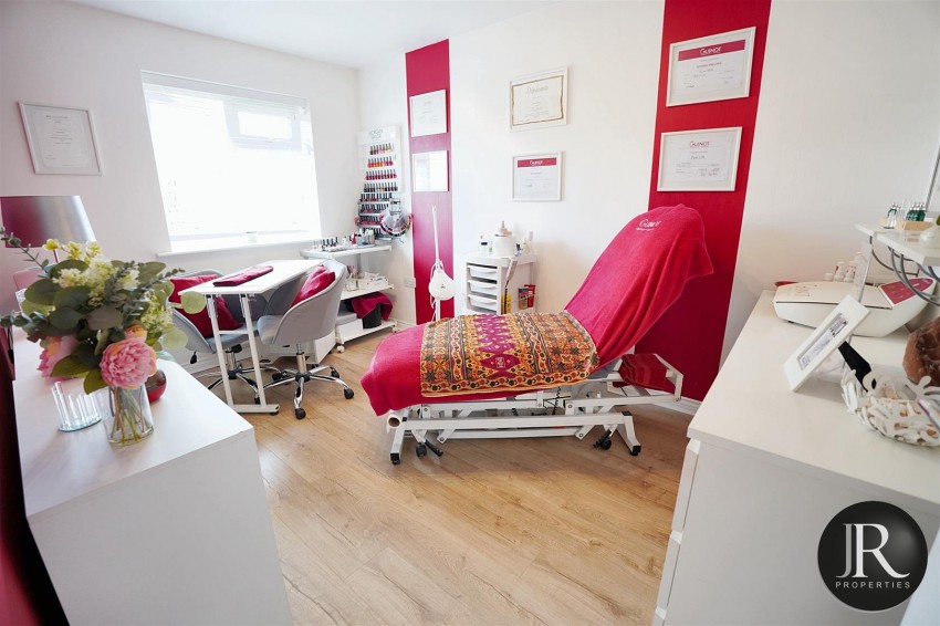 Images for Canterbury Drive, Rugeley