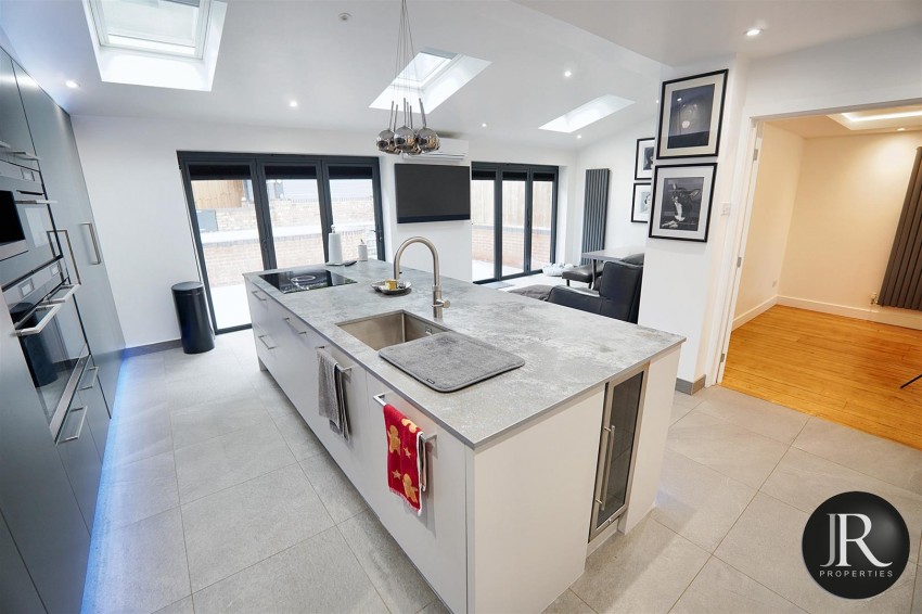 Images for Farm Close, Etching Hill