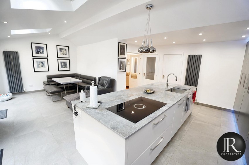 Images for Farm Close, Etching Hill