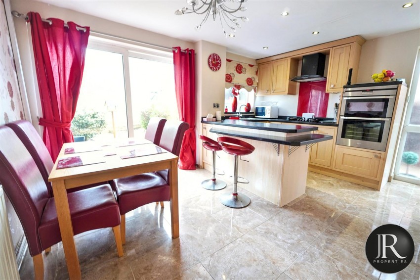 Images for Fairmount Way, Etching Hill