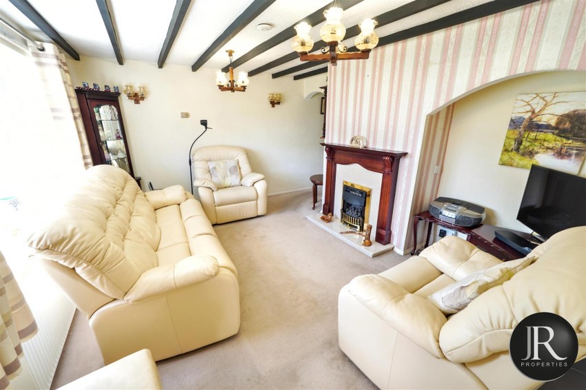 Images for The Oaklands, Etching Hill