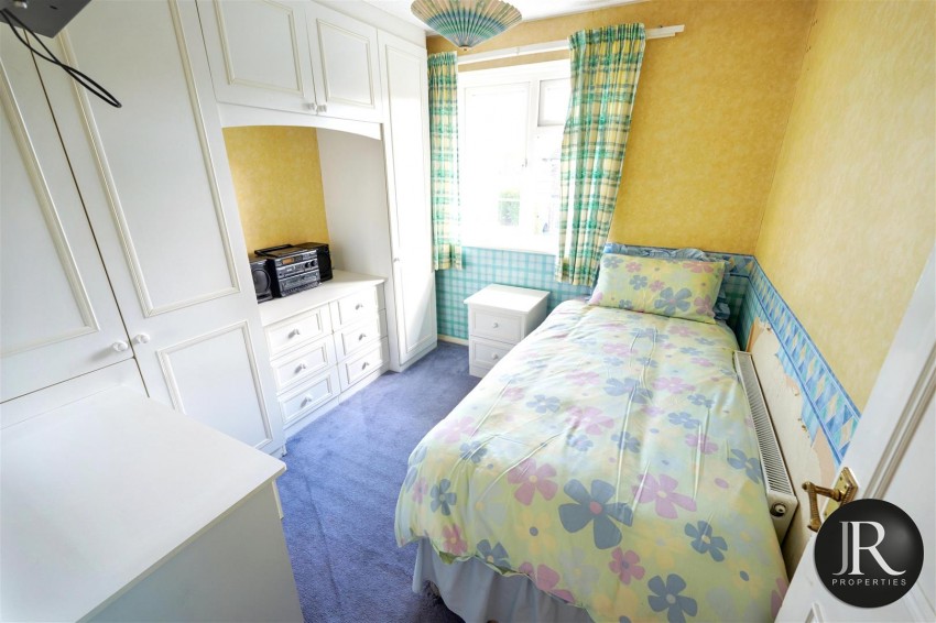 Images for The Oaklands, Etching Hill