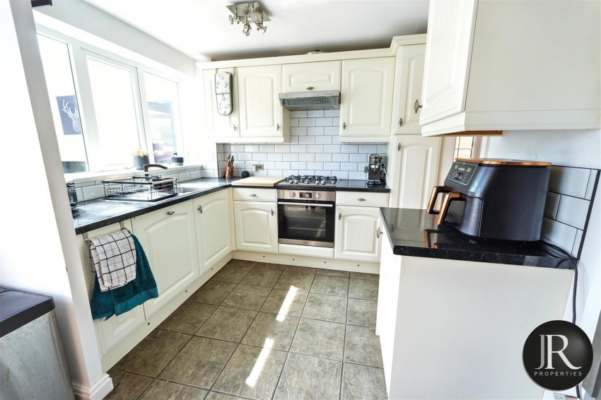 Images for Crestwood Rise, Etching Hill