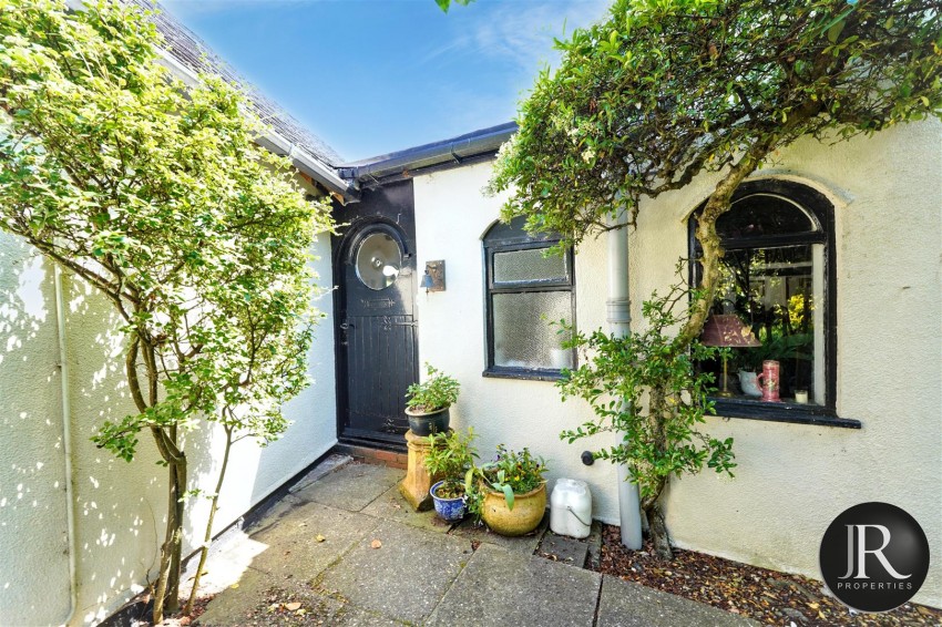 Images for Butts Cottage, Great Haywood