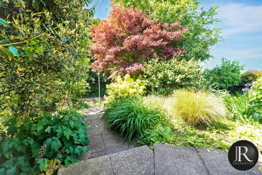 Images for Butts Cottage, Great Haywood